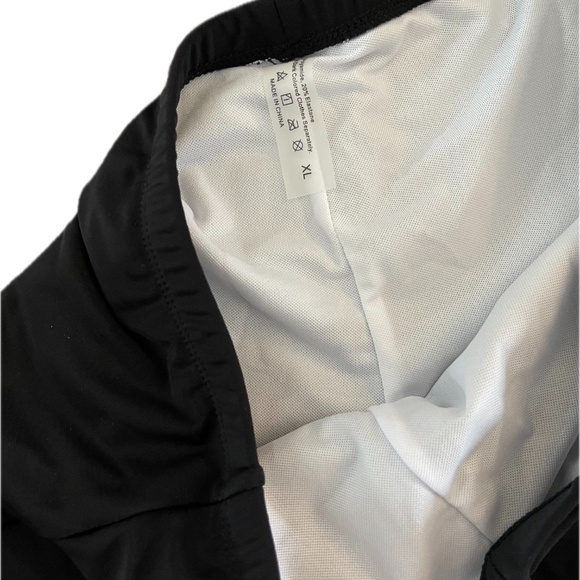 Bathing suit - Picture 6 of 6